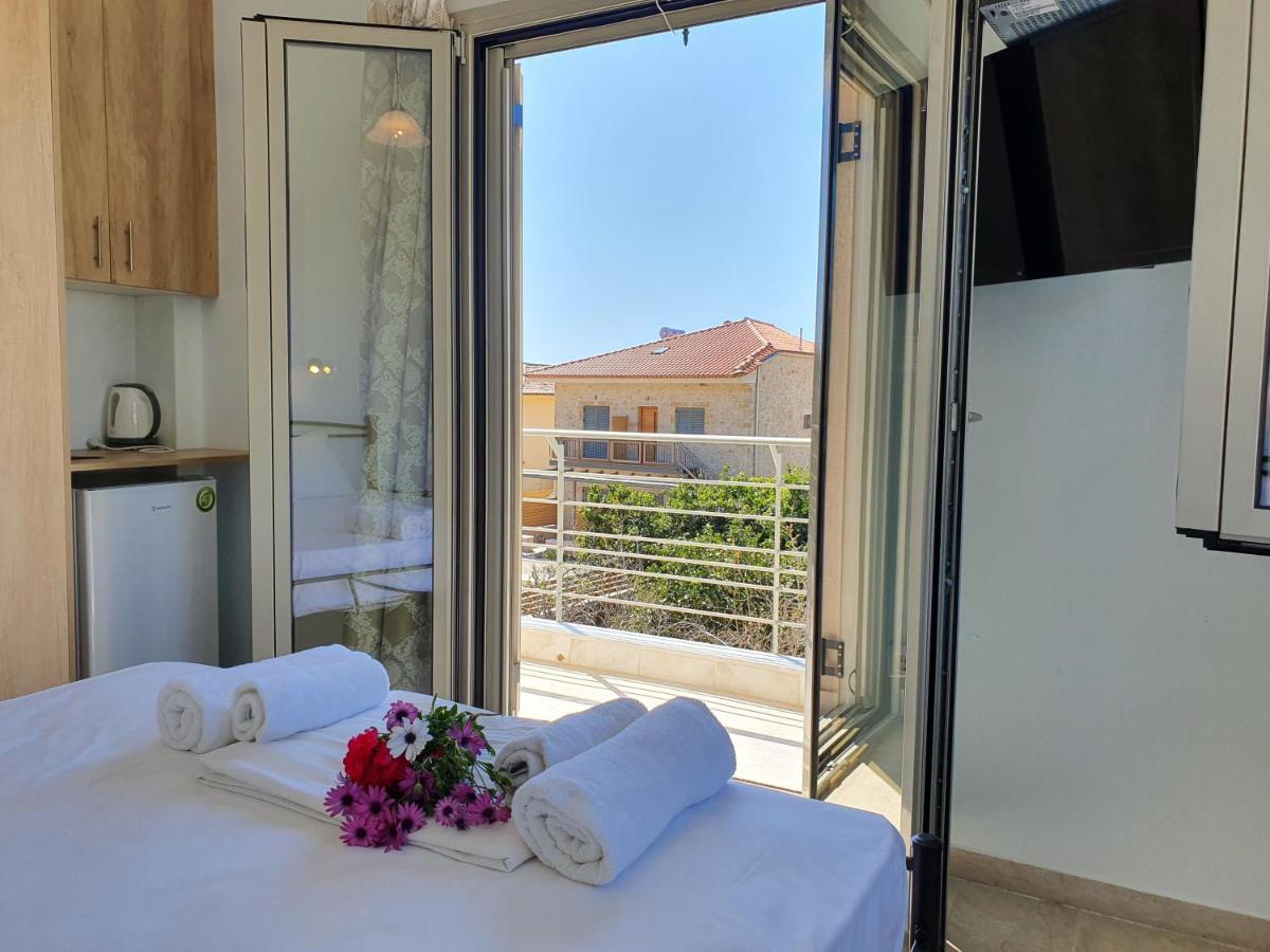 Tasos Rooms Ступа Екстер'єр фото